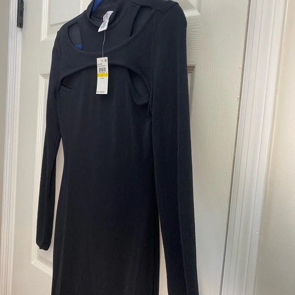 Planet Gold Black Cut Out Bodycon Dress M NWT Long Sleeve Mock Neck - Picture 5 of 8